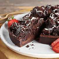 Mississippi Mud Cake 7 in